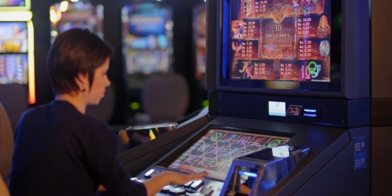 Cloud streaming system at OKBET delivering live dealer games with low latency.